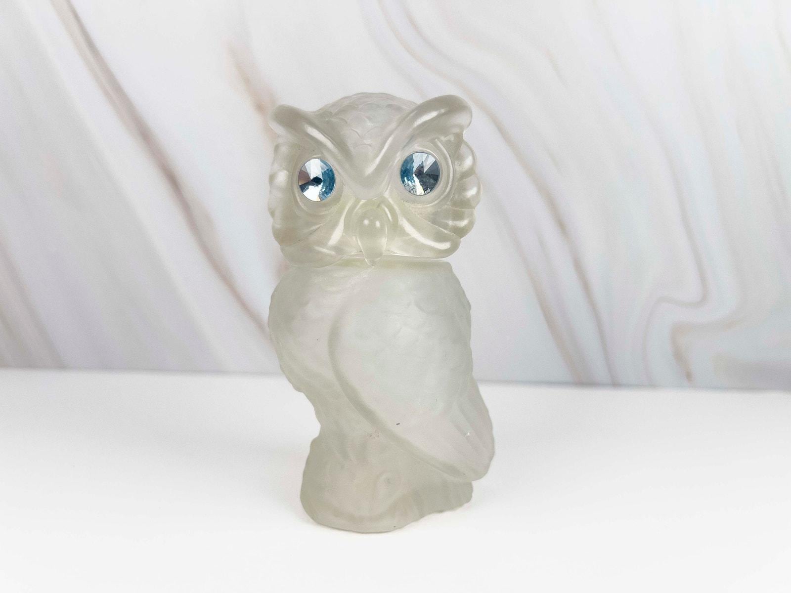 Vintage 1970s Avon Snow Owl Moonwind Bottle