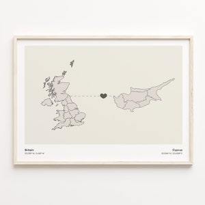 Von Großbritannien nachZypern Print, Nordzypern Geschenk, Minimalistische Landkarte Poster, Vereinigtes Königreich Kunst, Neues Land, C21-244