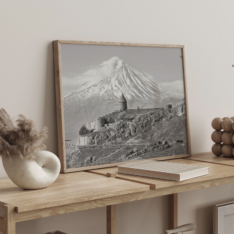 Armenia Poster Print: Black and White Mount Ararat Wall Art Bild 2