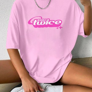 TWICE Y2K Logo T-Shirt / Momo Jihyo Nayeon Jeongyeon Sana Mina Dahyun Chaeyoung Tzuyu K-Pop Vintage Graphic Tour 90s KPop Fan Once Gift Tee