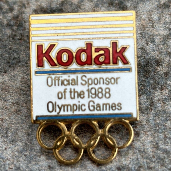 Kodak Official Sponsor 1988 Olympic Games Button Badge Pinback Pin EKC 1987