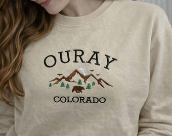 Ouray Colorado geborduurd sweatshirt, Mountain Bear ronde hals, Colorado Souvenir