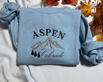 Aspen Colorado besticktes Sweatshirt; Aspen Colorado bestickter Rundhalsausschnitt, einzigartiges Weihnachtsgeschenk