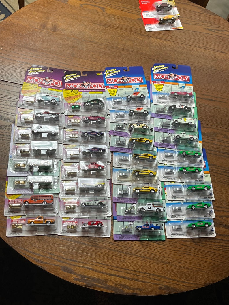 30,000 Diecast / hot wheels for sales. Facebook group created to show additional pictures. See/read Description. image 7