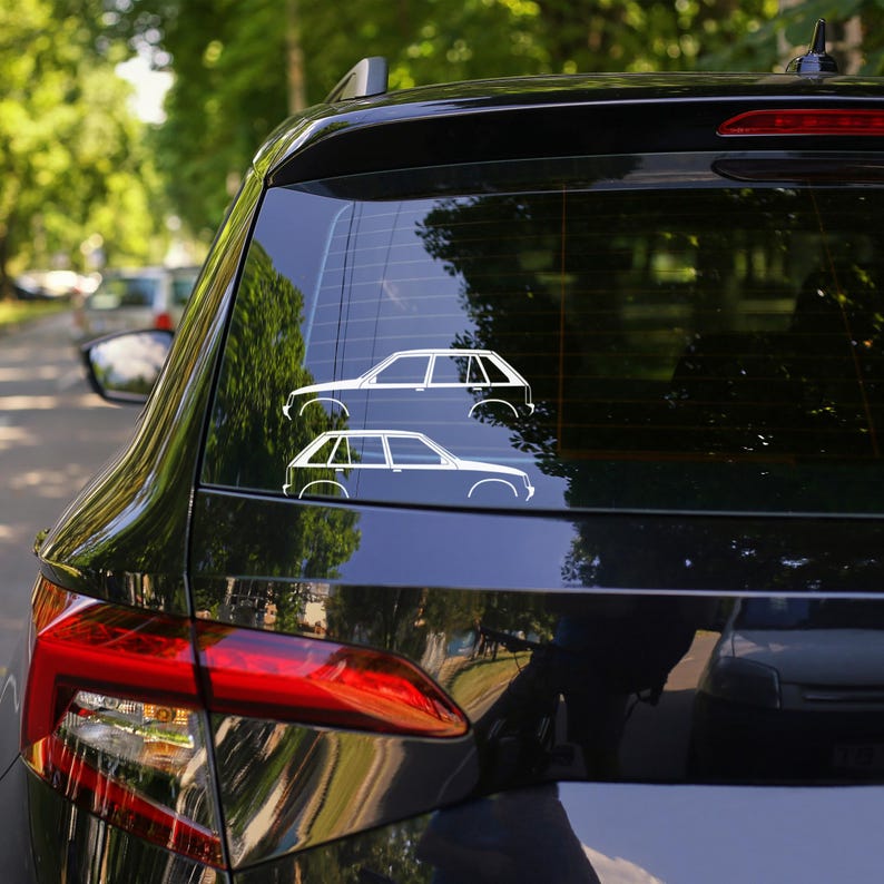 オペル・コルサA、ボクスホール・ノヴァ5ドアハッチバック用カーシルエットデカールステッカー2枚セット 画像 2