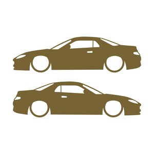 Set di 2 adesivi con silhouette di auto ribassate per Mitsubishi FTO Oro