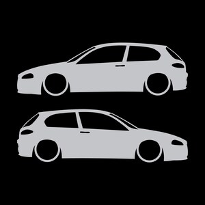 Set Of 2 Lowered Car Silhouette Decal Stickers For Alfa Romeo 147 Facelift 2005+ 3-DOOR Hatchback Silver