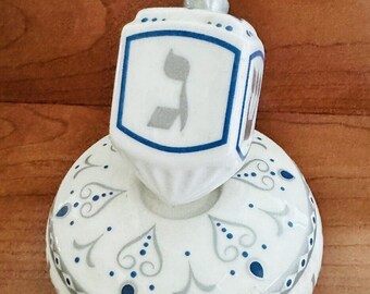 Exclusive design avon porcelain happy chanukah spinning dreidel music_ works!