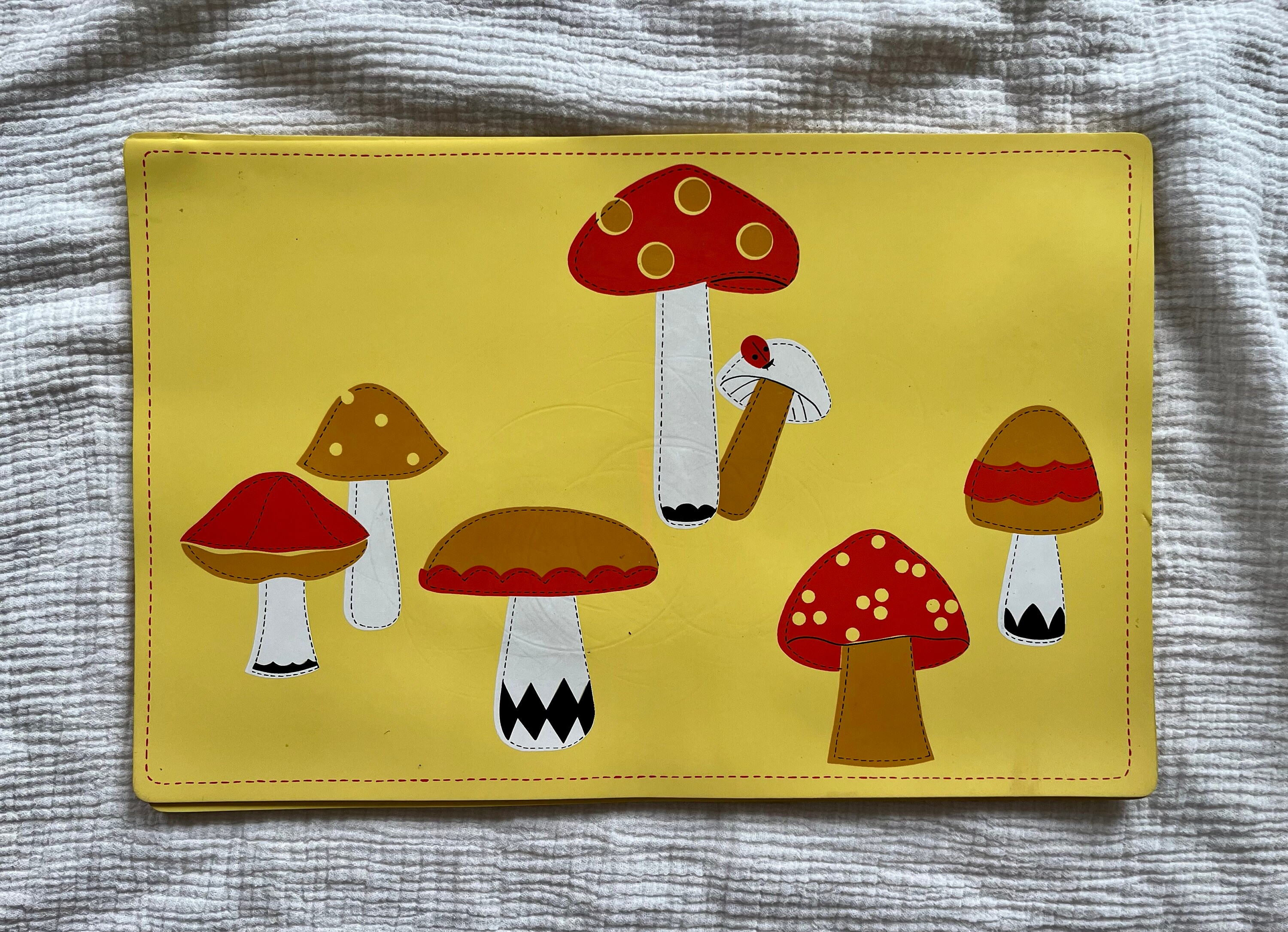 Set of Three Vintage 1970s Vinyl Mushroom Placemats Retro Etsy