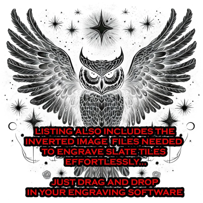 K&ouml;nnte beinhalten: Schwarz-wei&szlig;-Linienzeichnung eines Eulen mit ausgebreiteten Fl&uuml;geln. Die Eule ist von Sternen umgeben und hat ein himmlisches Thema. Der Text "LISTING ALSO INCLUDES THE INVERTED IMAGE FILES NEEDED TO ENGRAVE SLATE TILES EFFORTLESSLY... JUST DRAG AND DROP IN YOUR ENGRAVING SOFTWARE" steht unter der Eule.