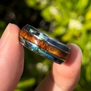 Hawaiian Wood and Abalone Shell Inlay Band Ring
