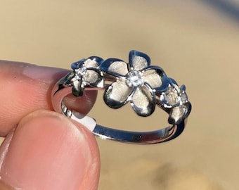 Hawaiian 3 flower Plumeria Ring with CZ Crystal Center,  925 Sterling Silver Women’s Statement Ring