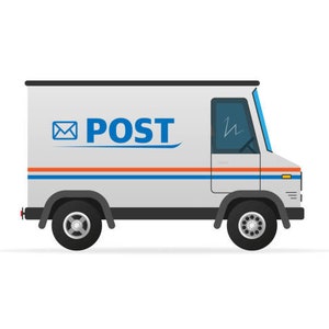 Puede incluir: Un camión de correo blanco con ruedas negras y una ventana azul. La palabra "POST" está escrita en azul en el lateral, con un icono de sobre azul. El camión tiene rayas naranjas y azules.