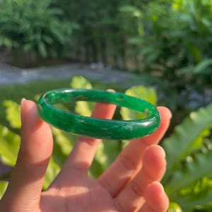 Thick Dark Green Jade Bangle Beautiful Patterned - Flat Interior Fit Minimalist Jewelry, Fits Size 7.5-8”, 8mm thickness