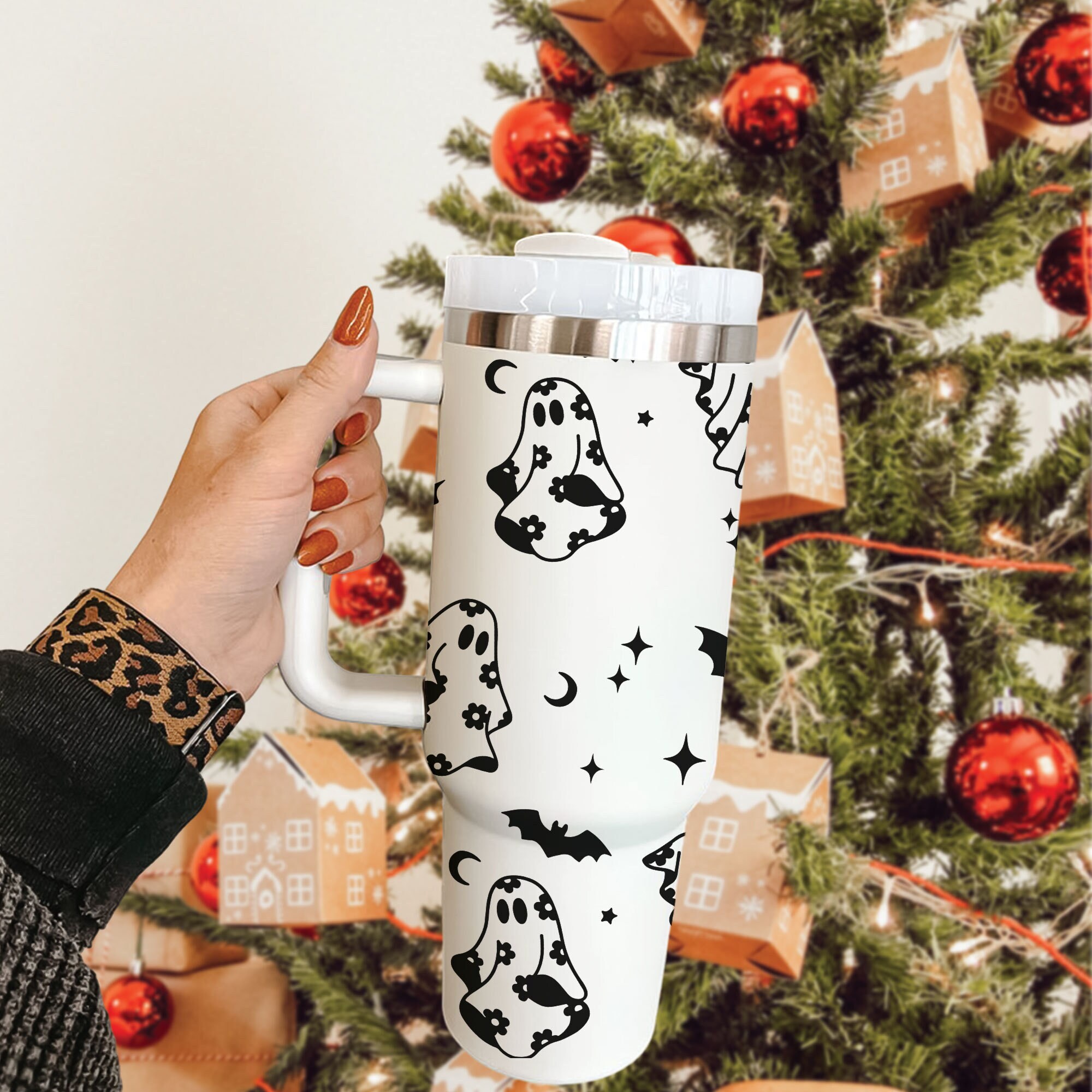 Daisy Ghost Spooky Tumbler 40oz, Funny Floral Ghost Halloween Tumbler, Spooky Ghost Tumbler with Straw, Halloween Insulated Water Bottle
