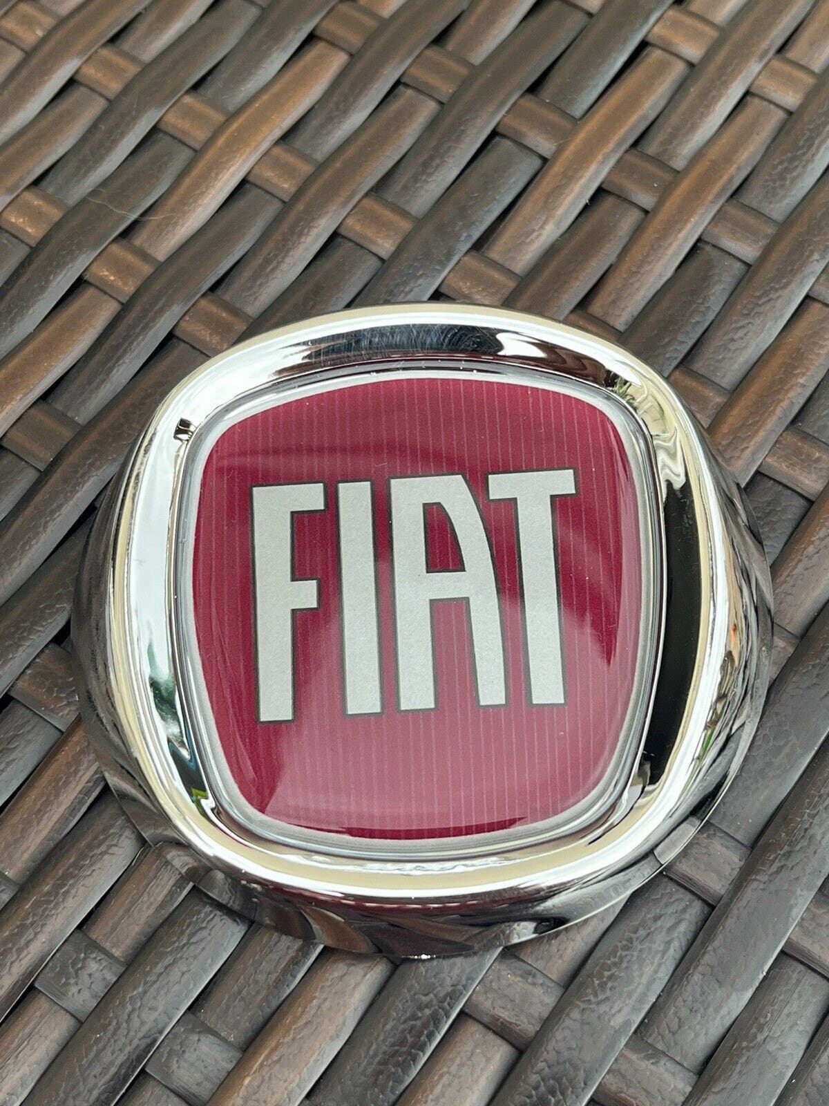 Diamond Sticker Fiat Emblem blau 48 mm