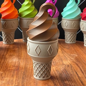 "3D gedruckte ""Milchschokolade"" Eistüte Box Produziert von 3D Kitchen Art."