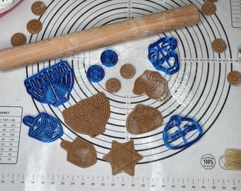 Set of 7 Hanukkah Cookie Cutters and Molds Produced by 3D Kitchen Art