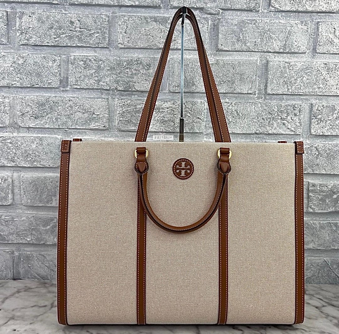 【TORY BURCH】スタッズ☆ BLAKE CANVAS JUMBO TOTE ☆ A4収納可 TORY BURCH】スタッズ☆ BLAKE CANVAS JUMBO TOTE ☆ A4収納可