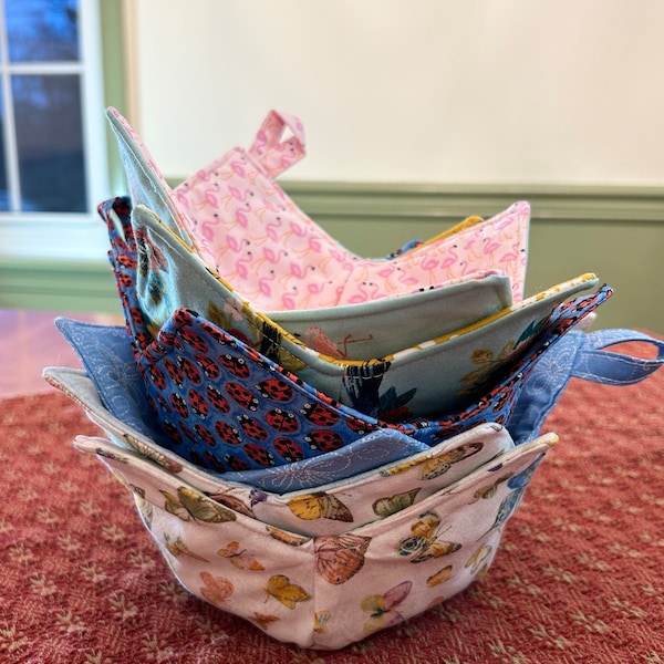 Bugs, Birds, & Butterflies Bowl Cozy, Microwaveable and Reversible. Soup Bowl, Hot Pad, Pot Holder, Gift Cozies, Ramen Bowl Holder