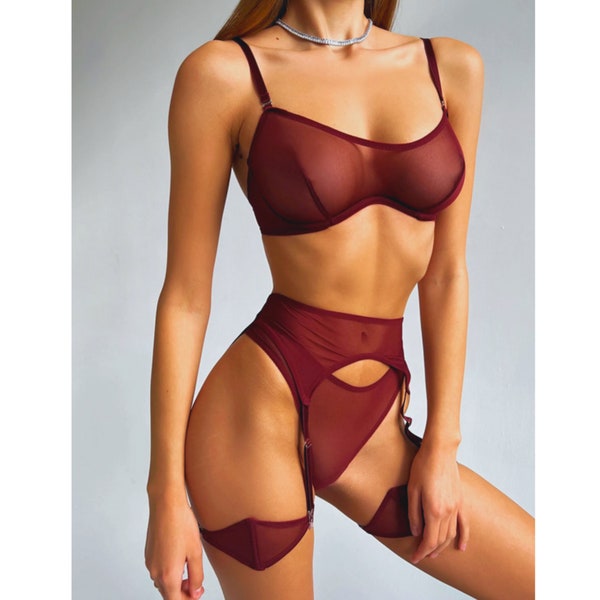 Lingerie Fine Transparente en Maille avec Porte-jarretelle