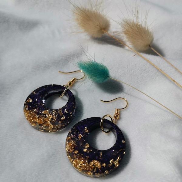 Boucles d'oreilles nacré violet et feuilles d'or