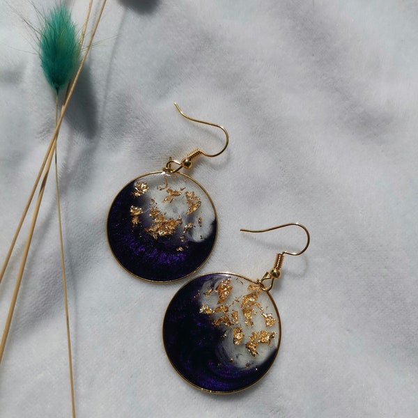 Boucles d'oreilles violet nacré/ feuilles d'or