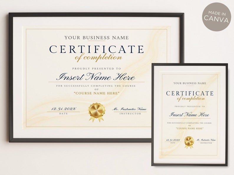 以下が含まれることがあります： 金色の印章と大理石の背景を持つ、印刷可能な証明書テンプレートが2つあります。証明書には、「修了証」と「Insert Name Here様に贈呈」というテキストが記載されています。