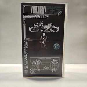 Akira réplique vhs
