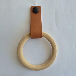 Leren wandophangriem, handdoekhouder, vegetarische bruine woonaccessoires, minimalistische inrichting