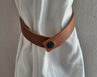 Handmade Leather Curtain Tiebacks Holder, Minimalist Boho Home Accent, Hold Back Modern Window Treatments