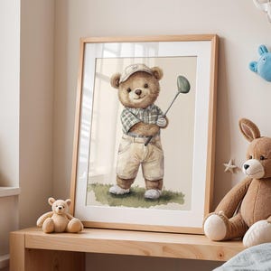 Vintage Illustration of a Bear Playing Golf – Watercolor Retro Illustration for Nursery, Kids Room & Sports Fan Decor