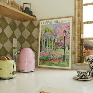 Cartel de acuarela de Chapel Hill - Arte de la pared del horizonte de la ciudad - Cartel de los Estados Unidos - Impresión de arte de Carolina del Norte - Cartel de la ciudad de color pastel