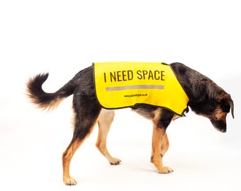 I NEED SPACE™ Dog Vest for Nervous Anxious Dogs That Need Space