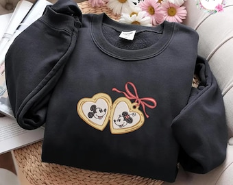Camisa de San Valentín con medallón de Disney con lazo coqueto bordado, pareja de Mickey y Minnie Disney WDW Disneyland Sweethearts, regalo para pareja