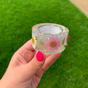 Pressed Flower Tea Light Holder – Handmade Resin Candle Holder with Gold, Silver, Copper or Pink Foil – Botanical Home Decor Gift