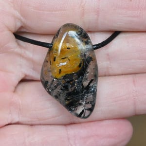 Sehr schöner GOLDEN HEALER-TURMALINQUARZ  Anhänger