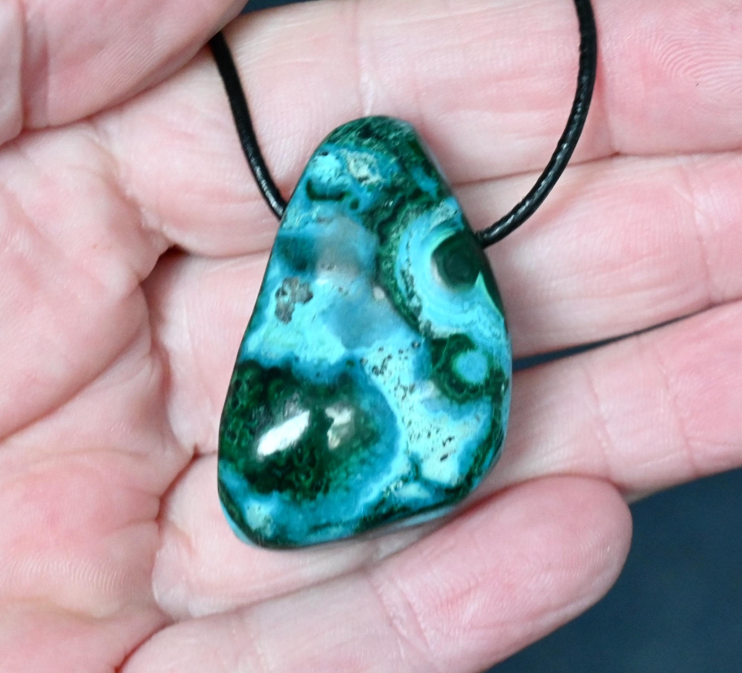 Beautiful CHRYSOCOLLA / MALACHITE pendant 28 g