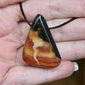 Prachtige DINOSAURUS COPROLITH hanger
