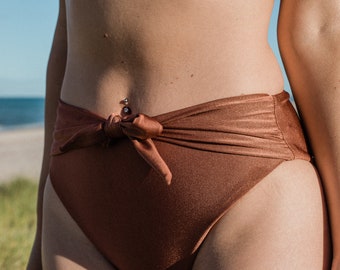 Medium Coverage Bikini Bottom | Bronze bikini bottom
