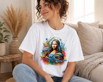 Mona Lisa Pop Art Women's Graphic Tee | Colorful Da Vinci Renaissance Art Shirt | Museum Portrait T-Shirt | Art Lover Gift