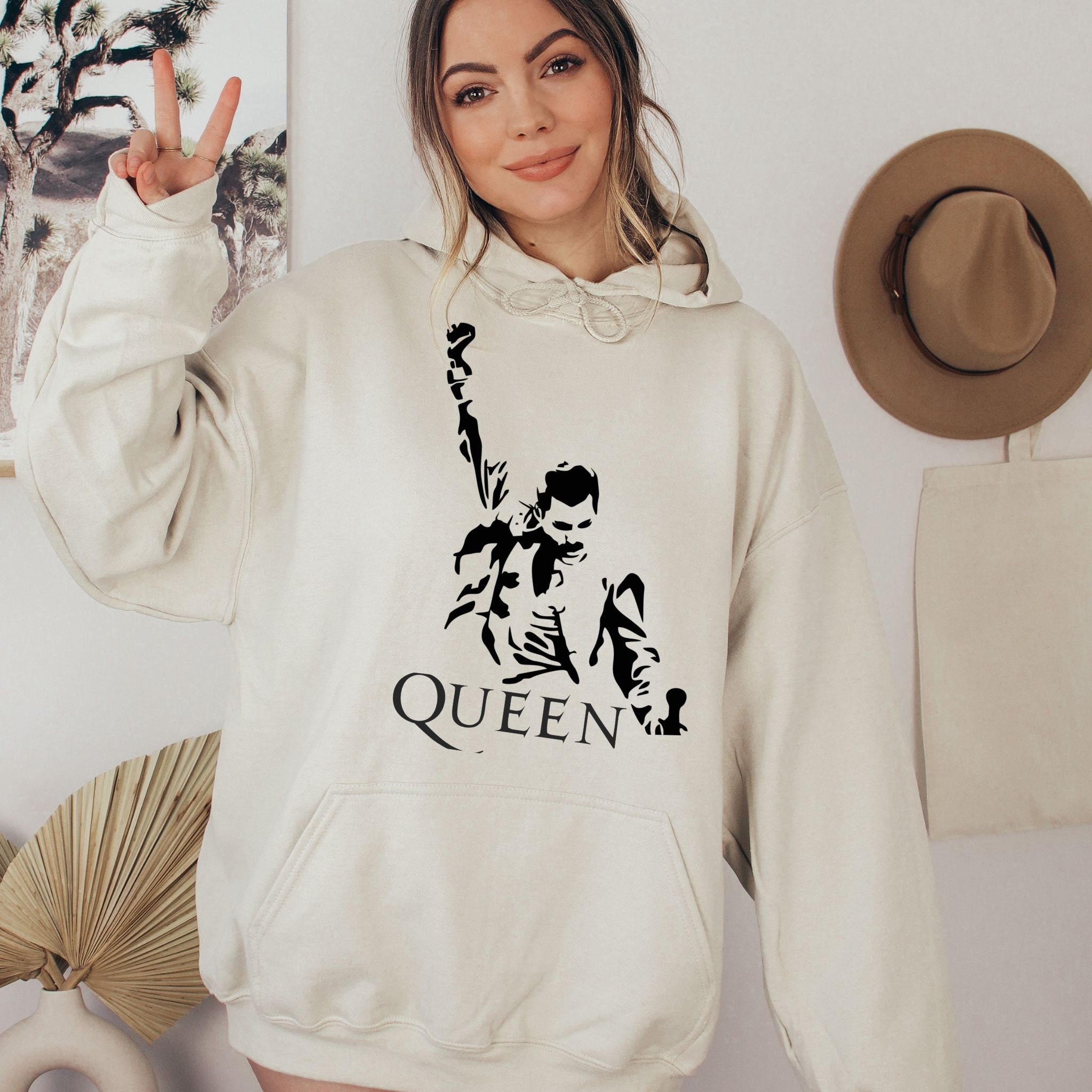 Queen band hotsell sweatshirt