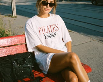 Camiseta de Pilates Club, camisa de Pilates de estilo minimalista, regalo moderno para amantes del Pilates, reformador de Pilates, atuendo estético de fin de semana de Pinterest.