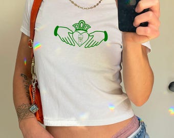 Claddagh baby tee, y2k split the G crop top, st patricks day party girl outfit, trendy Irish girl bar crawl shirt, green lucky charms tshirt