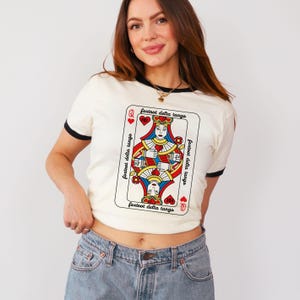 Camiseta gráfica Foxtrot Delta Tango, camiseta FDT, roupa da rainha de copas, roupa feminista da moda, camiseta de protesto liberal, presente de ativista de esquerda