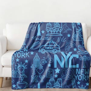 NYC Sherpa Fleece Blanket: Cozy Home Decor, Travel Souvenir, Gift for New Yorkers, Warmth for Winter, NYC-Themed Room Accessory