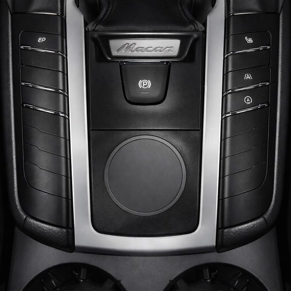 Porsche Macan MagSafe Wireless Phone charger (Smokers & Non-smokers)