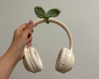 Crochet Sprout Leaf Accessory