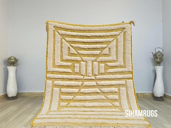 AMAZING MOROCCAN WHITE and Yellow Beni Rug - Handmade Morrocan Rug, Authentic Berber Rug, Bohemian Style Rug For Living Room .