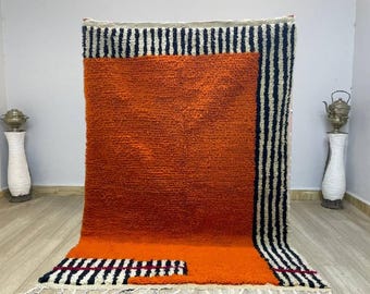 Handgemaakt Marokkaans wollen vloerkleed: oranje boho-tapijt